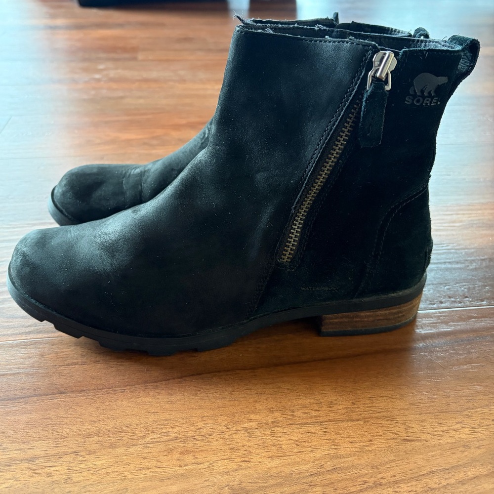 Sorel Waterproof Black Suede Ankle Booties